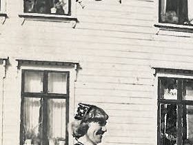Ingeling og Henriette Hess.