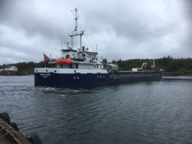 Bona Safir snur på Vågen.